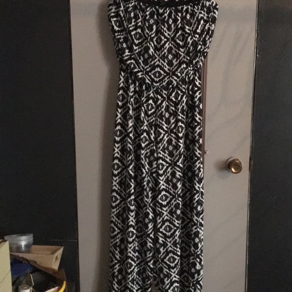 Strapless jumper